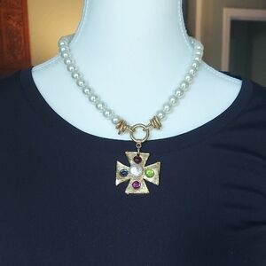 Pearl Necklace with Gold Cross Pendant